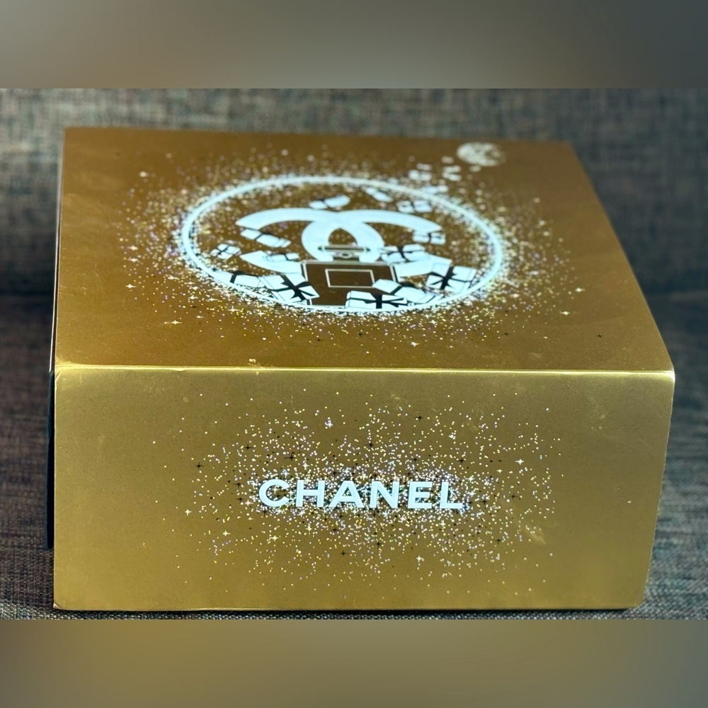 CHANEL Luxurious Large Limited Edition Gold Cover Box for gifting or home decor